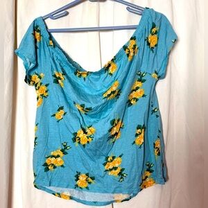 Joe Boxer Women's Sz L Scoop Neck Short Sleeve Floral Blouse